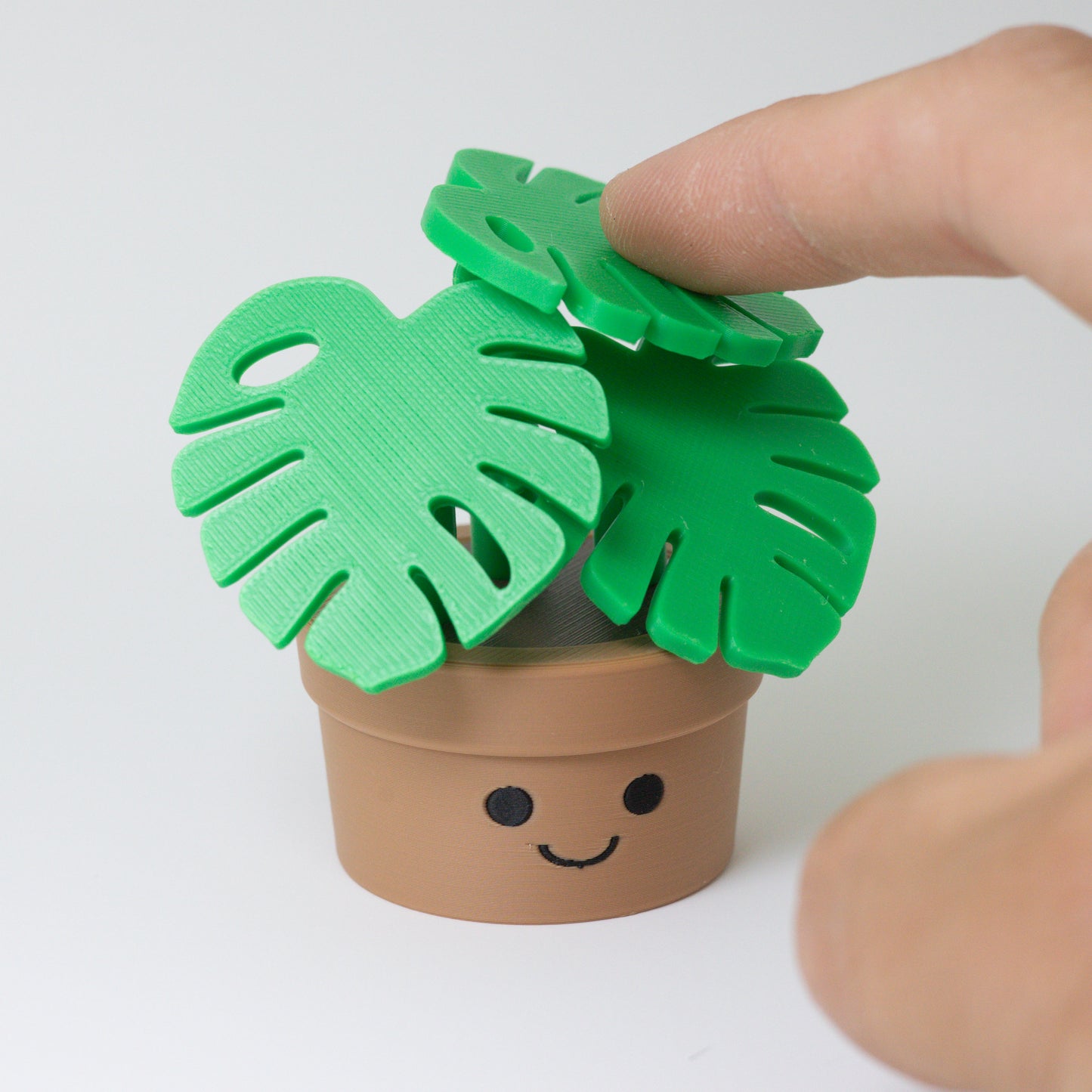 Monstera Clicker Trinket