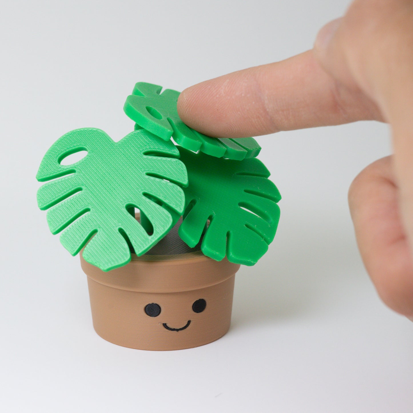 Monstera Clicker Trinket