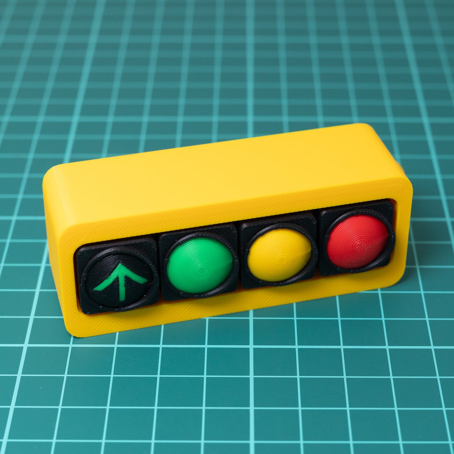 Traffic Light Clicker Keychain - BC Version with Left Turn Signal